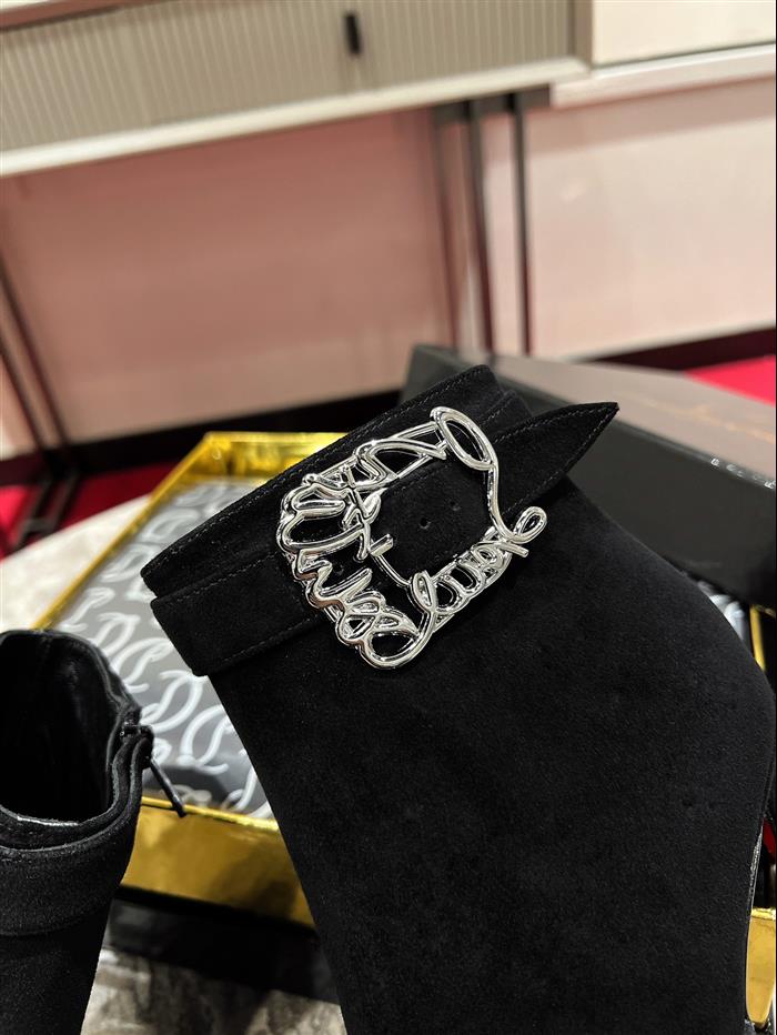 20251128173147905 390